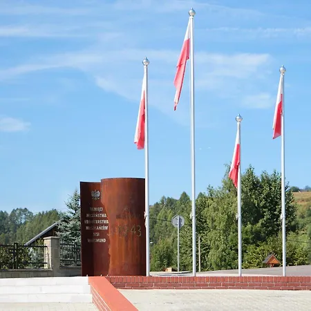 Tatil Evi Oboz Partyzancki Gorce *